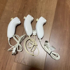 White Nintendo Wii remote Nunchuk Controller Original RVL-004 Nunchuck 3set - Picture 1 of 6