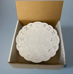 500 - 8" White French Lace Paper Doilies by Smith-Lee Co. Inc. - Picture 1 of 3