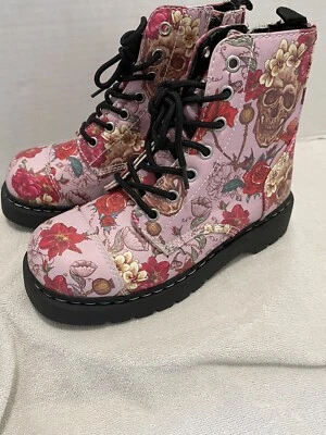 T.U.K.  Archic Pink Skull And Roses Combat Boots In EXCELLENT CONDITION Size 7 - Image 1 of 4