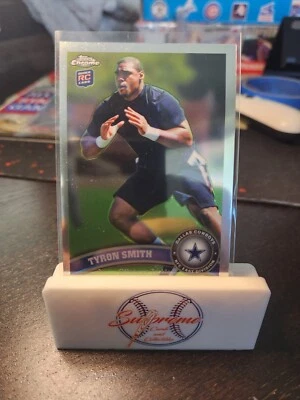 2011 TOPPS CHROME #38 TYRON SMITH RC - Image 1 of 2