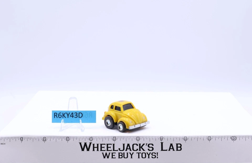 Bumblebee Hasbro REISSUE Transformers 2001 Action Figure - Image 1 of 4