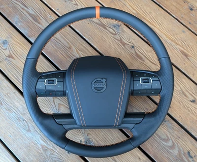 NEU LEDERLENKRAD für Volvo FM FH FMX 4 5er AERO Orange Nähte - Bild 1 von 4