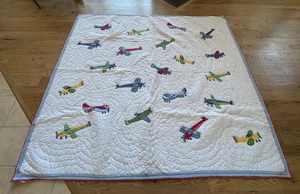 Pottery Barn Quilt Größe Full 81" x 85" Flugzeug Bettdecke Tagesdecke Kinderbettwäsche - Bild 1 von 12