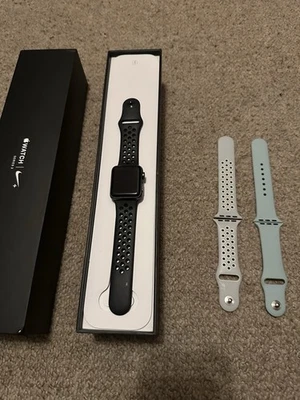 Apple Watch Nike+ Series 3 38mm Space Gray Aluminium/Black Nike Sport + 3 bands - Image 1 of 4