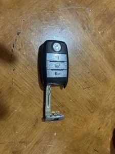 OEM 2014-2015 KIA SORENTO SMART KEY FOB KEYLESS REMOTE SY5XMFNA04 315Mhz - Picture 1 of 3