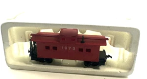 HO Life-Like Red Caboose 1973 Original Box - Picture 1 of 3