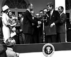 Nouvelle photo NASA : John F. Kennedy et Alan Shepard à Washington D.C. - 6 tailles !