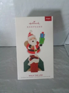 2019 - Hallmark Keepsake - Ornamento Walk The Line - Magia - Babbo Natale - Contanti - Foto 1 di 1