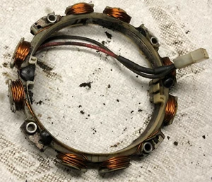 Statore produttore di apparecchiature originali Briggs & Stratton 592831 - Foto 1 di 2