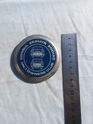 Insignia del club de propietarios Ford Consul Zephyr Zodiac MK1 Foto 1 de 2