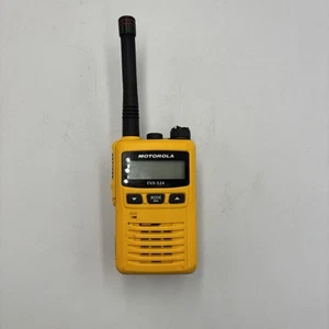 Motorola EVX-S24 tragbares digitales Funkgerät gelb mit einem Akku ohne Rückseite - Bild 1 von 8