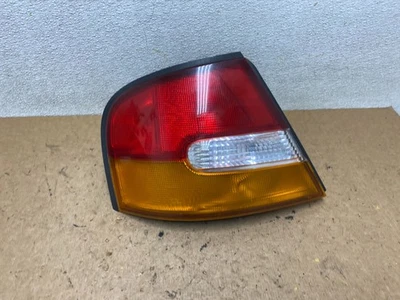 Nissan Altima 1998 1999 luz trasera izquierda conductor lado izquierdo OEM T0755 DW Foto 1 de 4