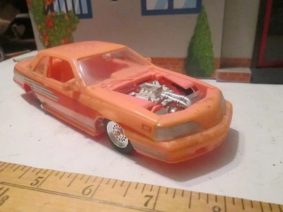 Modelo construido Drag Racing Matt and Debbie Hays 1988 Pro Street Thunderbird Foto 1 de 4