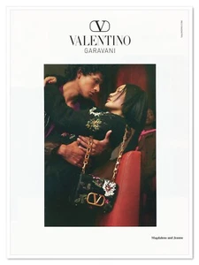 Anuncio impreso Valentino Le Progres Jeanne Zheng Magdaleno Delgado 2021 anuncio - Imagen 1 de 4