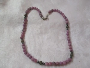 Vintage silver tone Necklace with purple stone Beads - Picture 1 of 4