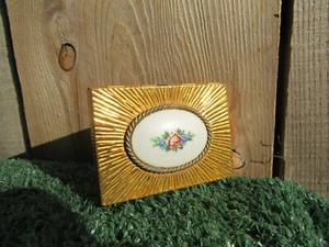 Vintage Evans Elegance Gold Tone Guilloche Floral Art Deco Compact - Picture 1 of 11