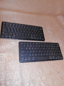 lot of 2 Anker ultra- compact bluetooth keyboard A7721 - Picture 1 of 4