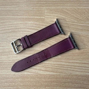 Hermès Apple Watch 41/40/38mm Anemone Purple Leather Band used - Photo 1 sur 7