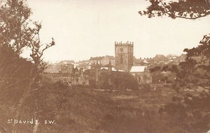 Wales - St Davids S.W. - REAL PHOTO - Picture 1 of 2