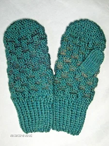 Newfoundland Newfie 100% Wool Women's Size M Mittens Handmade Green - Picture 1 of 6