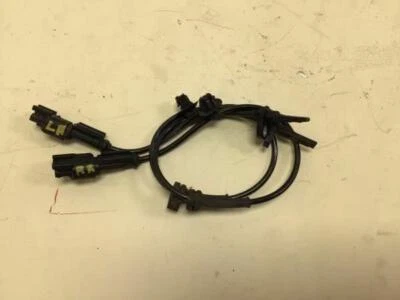 Sensor de velocidad de rueda ABS trasero derecho e izquierdo Ford Mustang 2016 de fábrica Foto 1 de 4