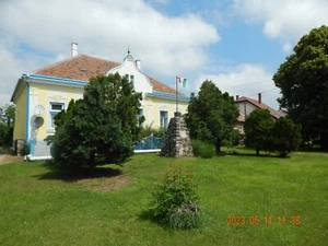 2Fam. Haus-Villa,Wochnen plus Mieteinnahme !(West Ungarn) - Bild 1 von 17