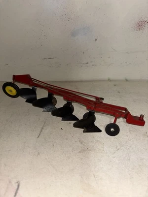 Arado inferior Massey Ferguson 4 DE COLECCIÓN PARA TRACTOR METAL 1/16 excelente estado Foto 1 de 4