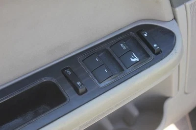 Driver Front Door Switch Driver's Window Master Fits 05-07 FIVE HUNDRED 605561 - Image 1 of 4