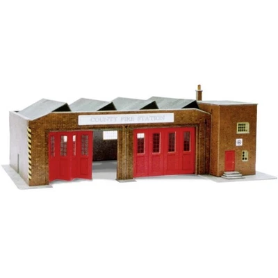 Superquick OO Gauge B34 Bus Depot / Fire Station / Hanger Card Kit Building - Image 1 of 3