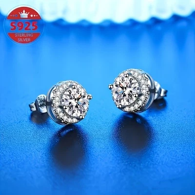 High-End Fashion S925 silver Moissanite Stud Earrings Simple Elegant Design - Image 1 of 4