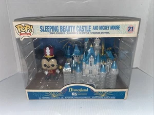 Funko Pop! Town: Disney - Sleeping Beauty Castle and Mickey Mouse #21 - Picture 1 of 6