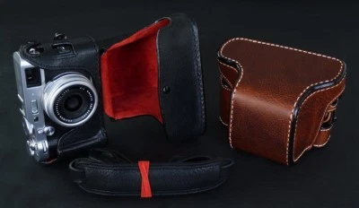 FUNDA COMPLETA LUIGI PREMIUM + AGARRE + CORREA DE LUJO + UPS PARA FUJI X100F-F, LISTO PARA DOS COLORES Foto 1 de 4