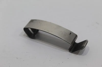 Audi Q7 4L Air Box Air Filter Housing Securing Clip 078129797 - Image 1 of 4