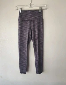 Leggings ajustados Athleta Transcend texturizados 7/8 púrpura a rayas talla XS - Imagen 1 de 8