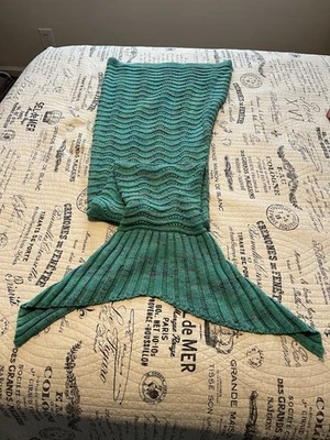 Manta Cola de Sirena Tejida Crochet Acurrucarse Tirar Turquesa Adulto Pull On Foto 1 de 2
