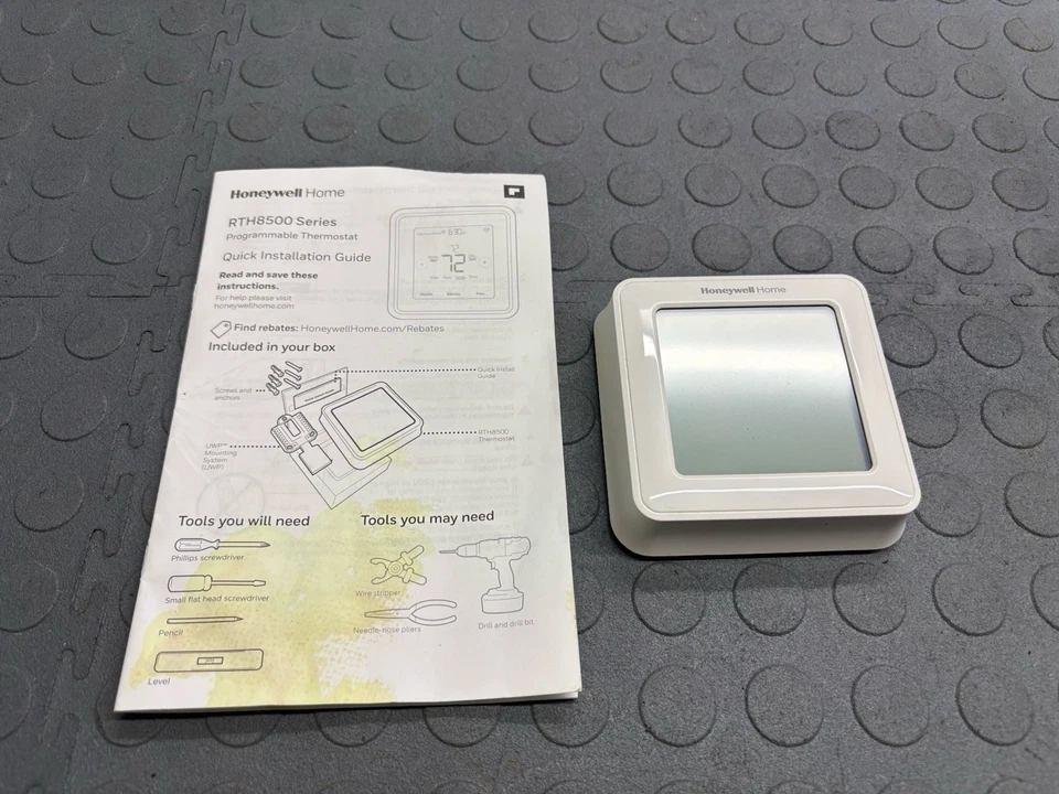 Honeywell Thermostat RTH8500D Touchscreen 7 Day Programmable New No Box - Image 1 of 4