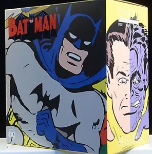 Mezco One:12 Collective Golden Age Batman Vs Two-Face Action Figure (Boxed Set) - Picture 1 of 24