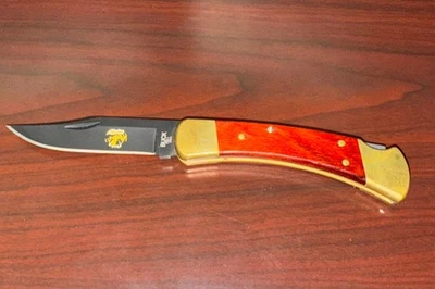 BUCK ALASKAN 导游系列 1110 折叠猎人 — 第 1/4 张图片