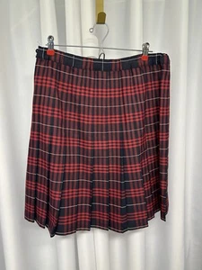 Lands End Plaid Skirt Size 8 Pleated Red Black EUC - Picture 1 of 9
