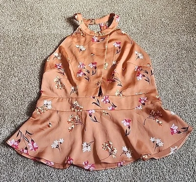 Nueva blusa floral multicolor Express para mujer talla grande  Foto 1 de 4