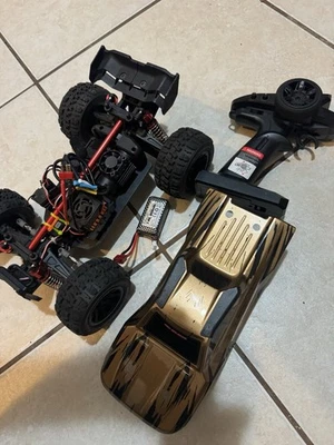 HYPER GO 14210 H14BM V3 1/14 Brushless Electric Powered High-Speed RC Car - Image 1 of 4