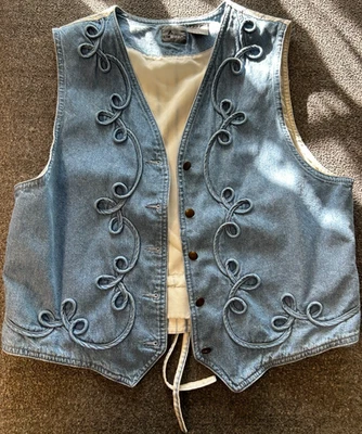 Lizwear Vest Vintage Women Size Large Striped Denim - Image 1 of 4