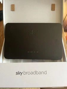 Sky Hub Box Router SR203 High speed Broadband - Photo 1/4