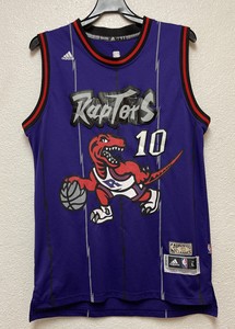 demar derozan throwback raptors jersey