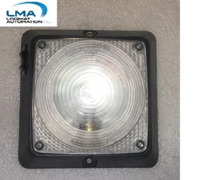 GROTE 9048 CLEAR PLASTIC LENS TURN SIGNAL WITH GLOBE - Picture 1 of 3