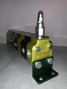 ViVolo Hydraulic Flow Divider 2,2cm3, 4 Way Valve - Picture 1 of 4