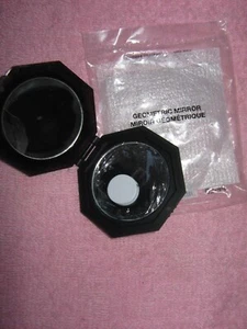 GEOMETRIC DUAL-SIDED MIRROR COMPACT Avon Makeup Mirror/Accessory/Tools NEW - Picture 1 of 1