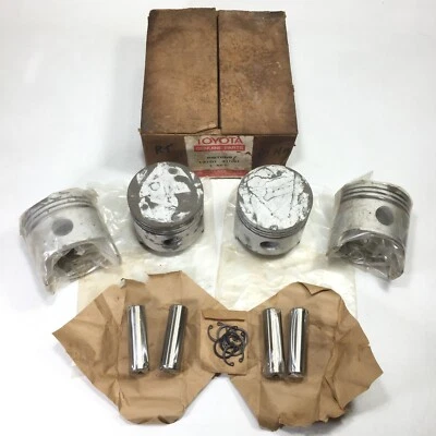 Pistons Pins STD Toyota Corona 12R RT100 RT110 RT116 Genuine NOS - Изображение 1 из 4
