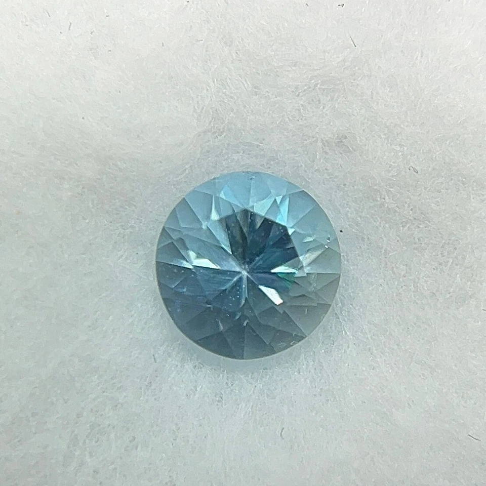 0,58 CTS_ EXCELENTE 5,5 MM_100 % AGUAMARINA NATURAL DE BRASIL Foto 1 de 1