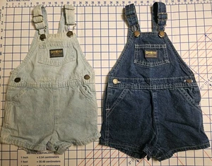 2 MONOS VAQUEROS AZULES OshKosh B'Gosh de Colección Pantalones Cortos Vestbak Talla 18M/24M - Imagen 1 de 16
